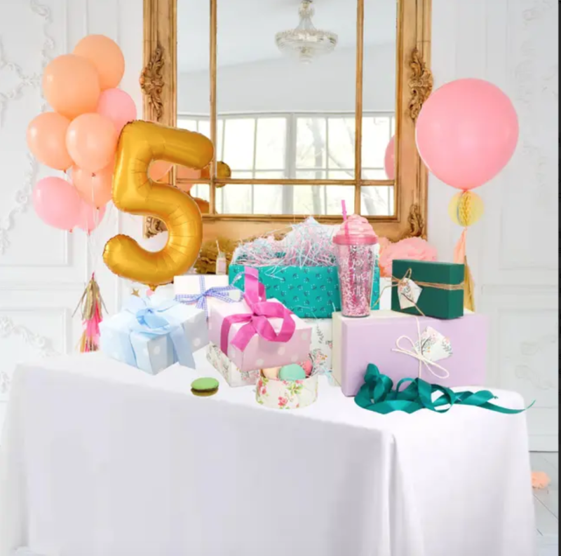 Bea's Party 90" x 132" Large white table cloth - Image 4